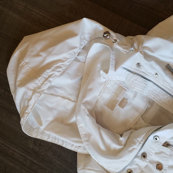 MK Coat - Picture 4 of 7